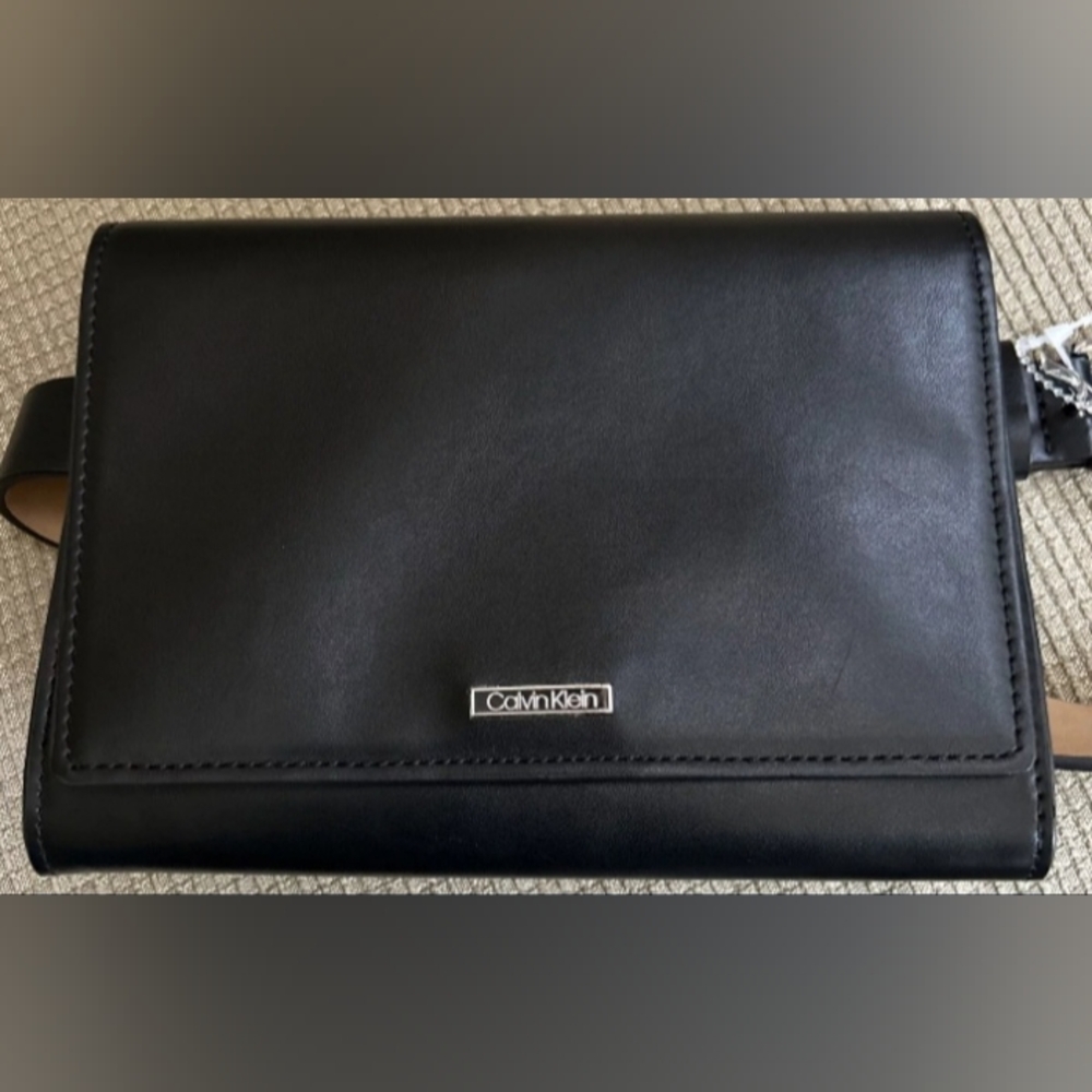 NWT Calvin Klein Belted Waist Pack - Picture 2 of 7
